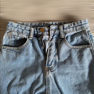 Light Washed SHEIN Mom Jeans